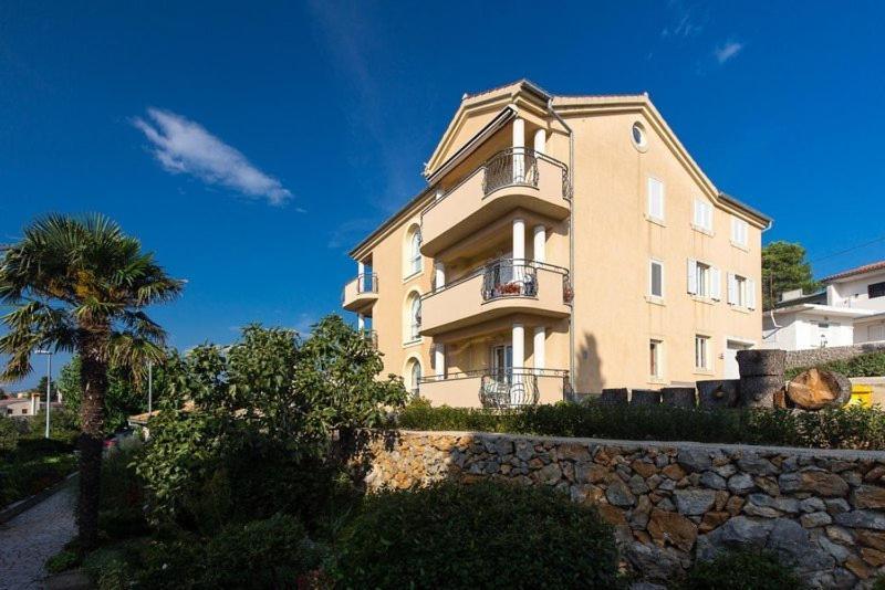 Marija F4 Apartment Krk Town Eksteriør bilde
